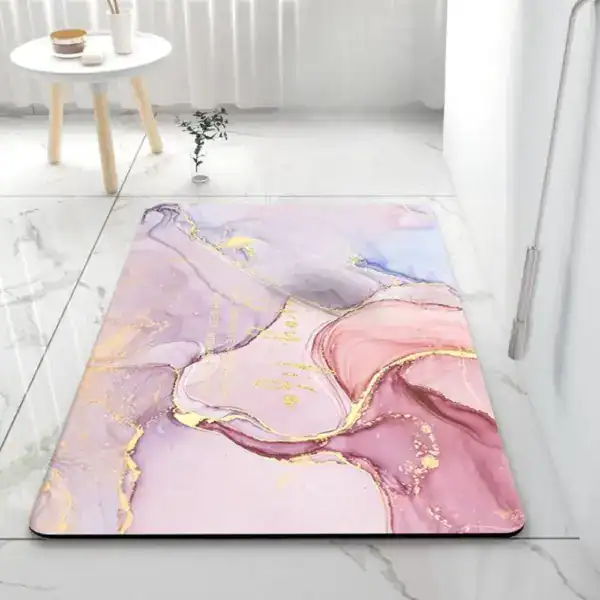 Badrumsmatta Marmor Rosa, mjuk matta med rosa och guld, idealisk för badrum.