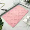 Badrumsmatta mikrofiber rosa med rutig mönster, idealisk för badrummet.