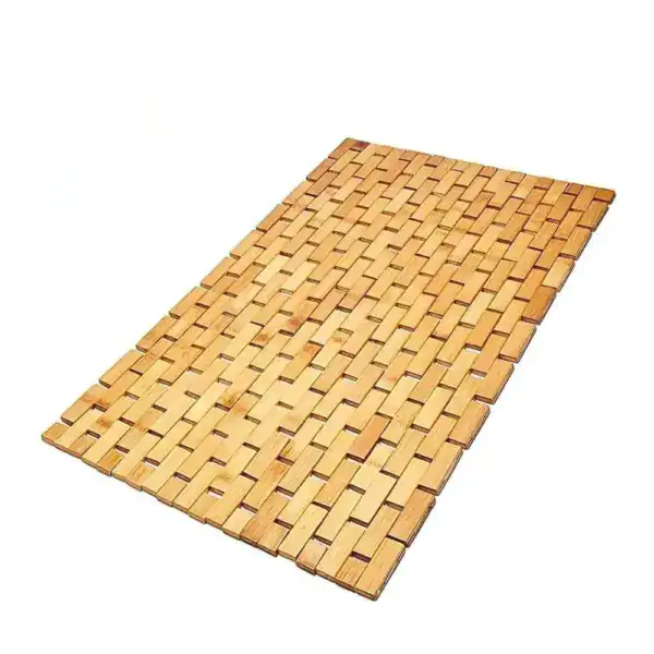 Liten badrumsmatta i bambu, vävad design, naturlig färg, idealisk för badrummet.