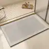 Stor badrumsmatta diatomit beige, vattentät och slipad för badrummet.