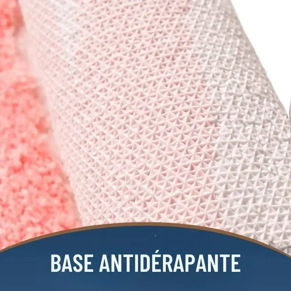 Badrumsmatta Love Rosa med antidérapant bas och rosa färg.