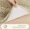 Badrumsmatta Chenille Beige med PVC-botten och antiskridande egenskaper.